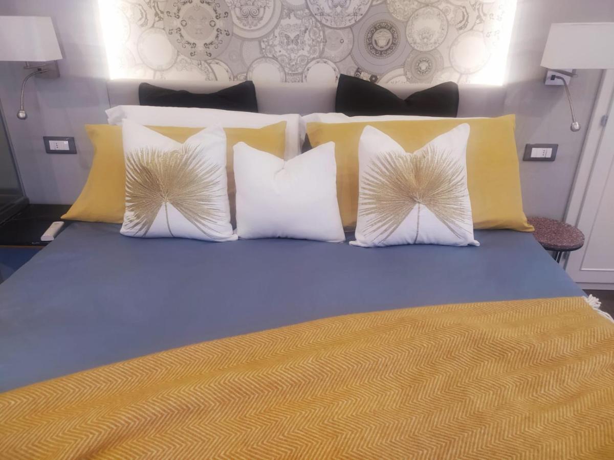 Vernazza Luxury Apartment ภายนอก รูปภาพ