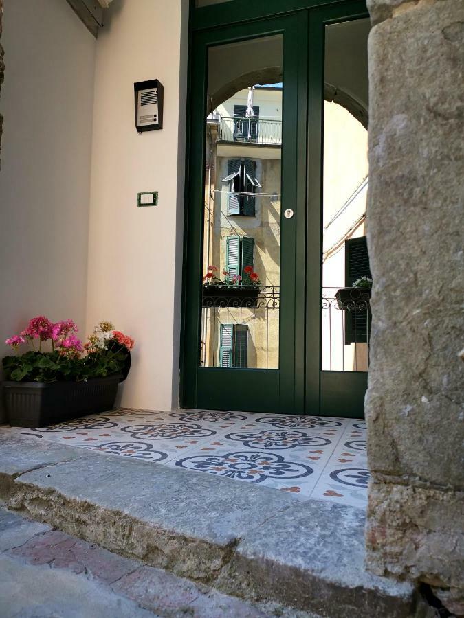 Vernazza Luxury Apartment ภายนอก รูปภาพ